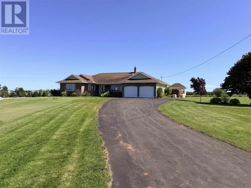 498 Barbara Weit Rd, Summerside, PE, C1N4J8 | Card Image