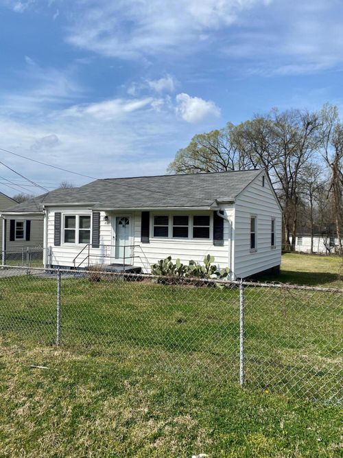 807 Richmond Ave, Rossville, GA, 30741-1936 | Card Image