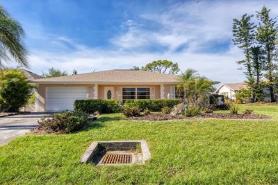 320 San Rafael Avenue, House other with 2 bedrooms, 2 bathrooms and null parking in North Port FL | Image 3