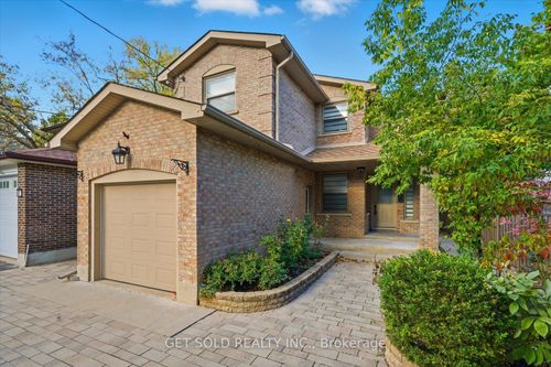 18 Mill St S, Brampton, ON, L6Y1S5 | Card Image