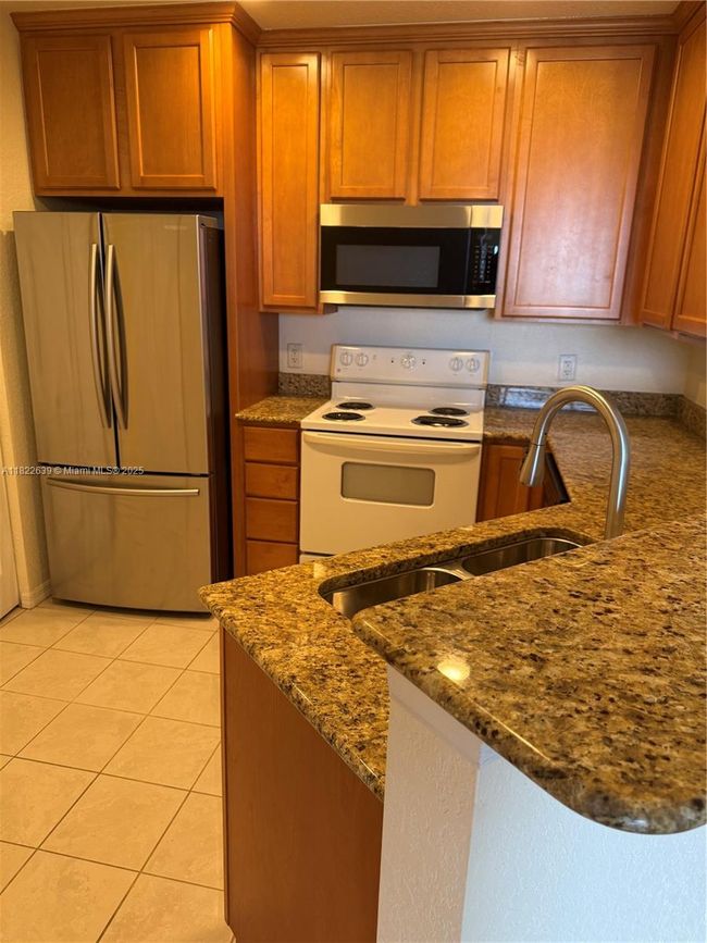 APT-906 - 1801 N Flagler Dr, Condo with 1 bedrooms, 1 bathrooms and null parking in West Palm Beach FL | Image 6