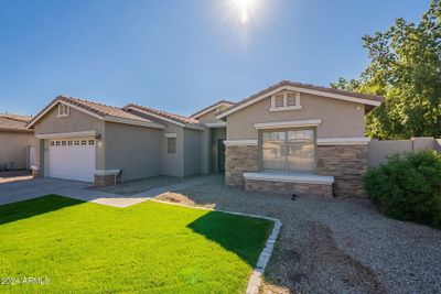 21107 E Roundup Way, House other with 3 bedrooms, 2 bathrooms and null parking in Queen Creek AZ | Image 3