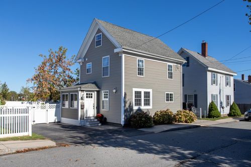 199 Mcdonough St, Portsmouth, NH, 03801-3953 | Card Image