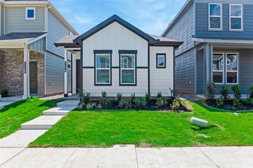 3116 Pecan Farm Ln, Fort Worth, TX, 76140-5670 | Card Image