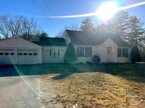 87 Scoville Rd, Avon, CT, 06001-3023 | Card Image