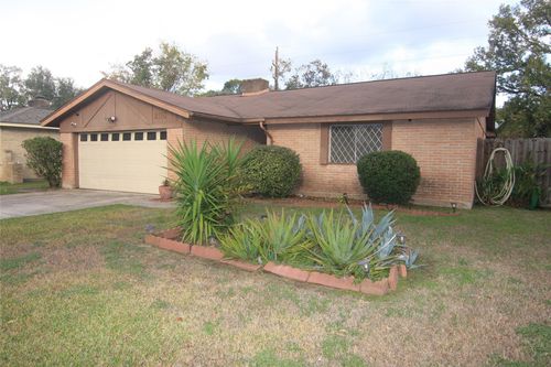 2118 Union Mill Rd, Houston, TX, 77067-2744 | Card Image