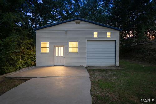 6660 Goldenrod Ln, French Village, MO, 63036-1482 | Card Image