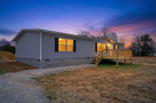 129 Earl Phillips Ln, Hilham, TN, 38568-5812 | Card Image