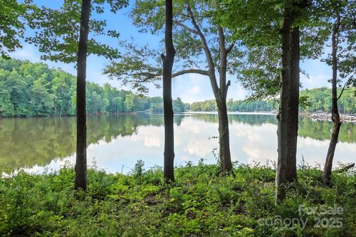 4128 La Crema Dr, Charlotte, NC, 28214-1364 | Card Image