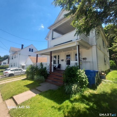 162 Wadsworth Street Ext, Manchester, CT, 06040-4328 | Card Image