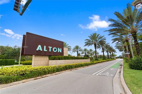 5221 Beckman Ter, Palm Beach Gardens, FL, 33418-6235 | Card Image