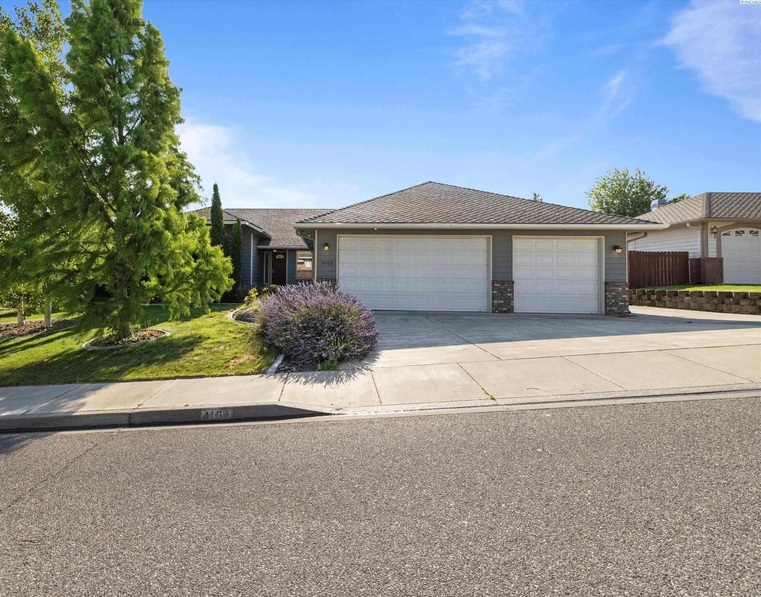 Morain Pl, Kennewick, WA 99337