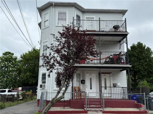 3-179 Harold St, Providence, RI, 02908-4711 | Card Image