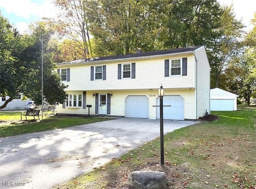 6306 Mentor Park Blvd, Mentor, OH, 44060-3722 | Card Image