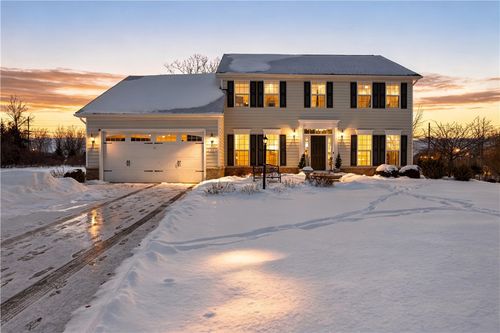 22 Whitley Ct, Pittsford, NY, 14534-2776 | Card Image