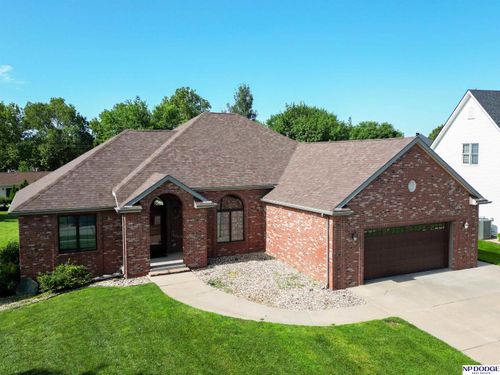 1211 Corey Dr, Blair, NE, 68008-2714 | Card Image