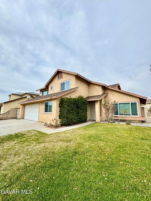 3805 E Avenue R12, Palmdale, CA, 93550 | Card Image