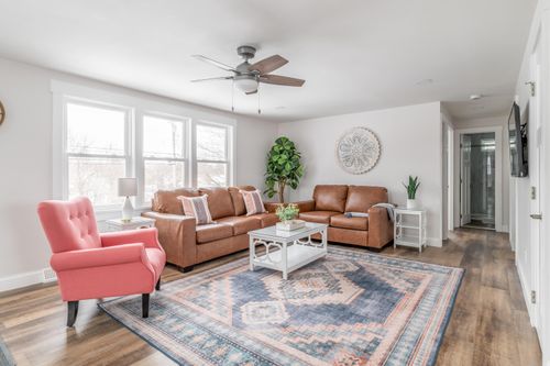 466 Essex Street, Bangor, ME, 04401 | Card Image