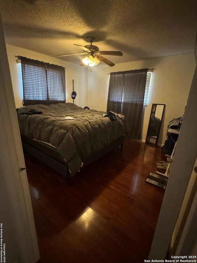 305 E Hugo St, House other with 3 bedrooms, 1 bathrooms and null parking in Dilley TX | Image 14