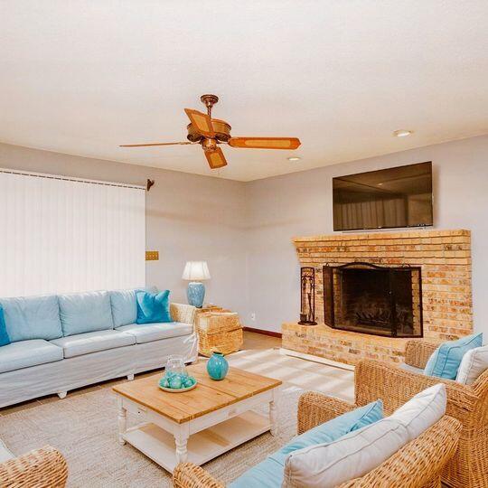 Sioux Cir, Fort Walton Beach, FL 32547