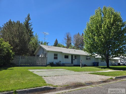 542 E 1st N, Saint Anthony, ID, 83445-1606 | Card Image