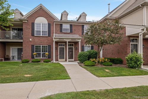26952 Carrington Pl, Harrison Township, MI, 48045-6518 | Card Image