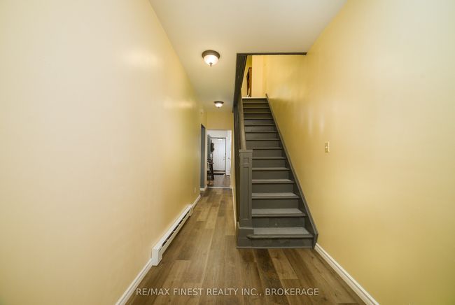 62 Stephen St, House other with 3 bedrooms, 2 bathrooms and 3 parking in Kingston ON | Image 10