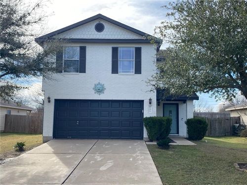 141 Ruby Lake Dr, Kyle, TX, 78640-5868 | Card Image