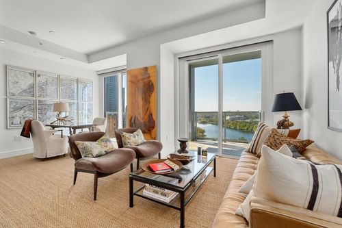 1201-98 San Jacinto Blvd, Austin, TX, 78701-4082 | Card Image