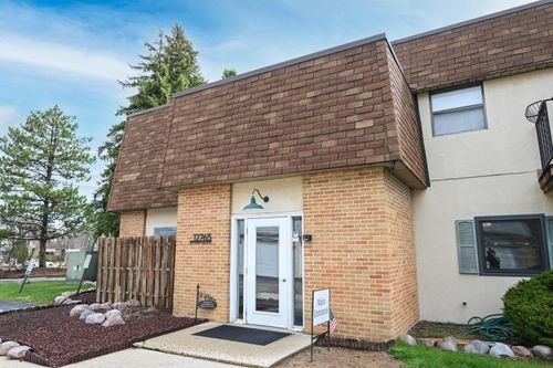 12765 W Hampton Ave, Butler, WI, 53007-1638 | Card Image