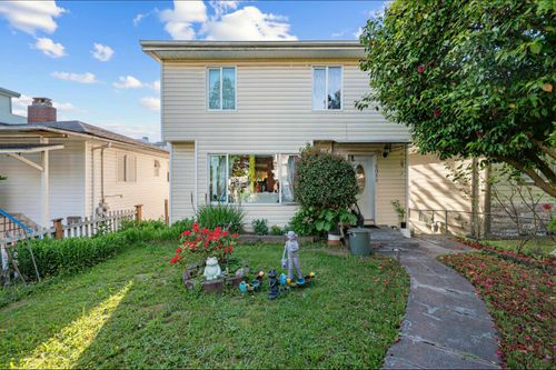 5033 Killarney Street, Vancouver, BC, V5R3V8 | Card Image