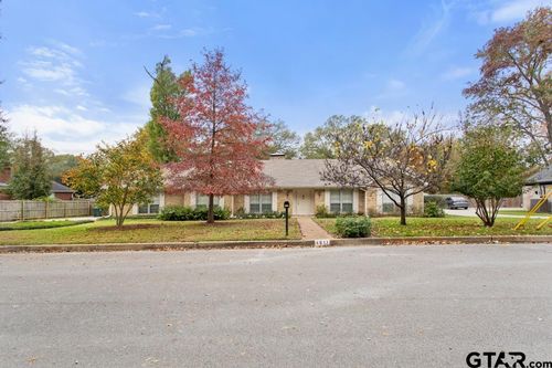 4611 Barclay Dr, Tyler, TX, 75703-1121 | Card Image