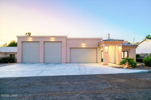 3125 Maverick Dr, Lake Havasu City, AZ, 86404-4033 | Card Image