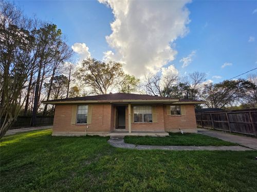 10424 Ballantine St, Houston, TX, 77075-3712 | Card Image