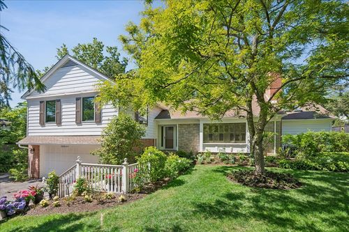 541 Dundee Rd, Glencoe, IL, 60022-1401 | Card Image