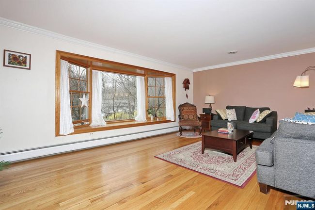 37 Osborne Ct, House other with 4 bedrooms, 3 bathrooms and null parking in Mahwah NJ | Image 7