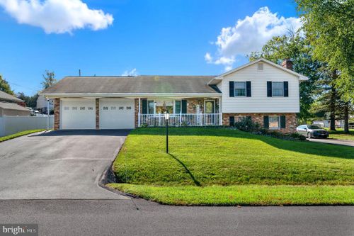 22115 Pikeside Drive, SMITHSBURG, MD, 21783 | Card Image