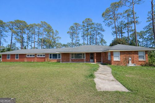 251 Dewey Mcglamry Rd, Fitzgerald, GA, 31750-8110 | Card Image