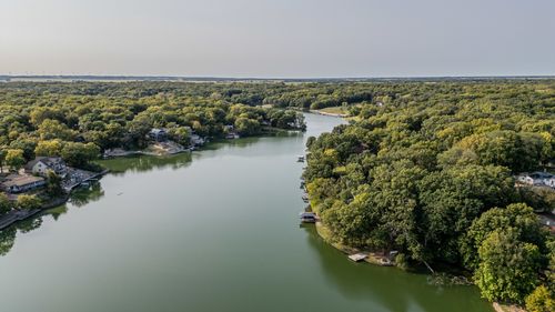 18 Timberlane Dr, Putnam, IL, 61560-9759 | Card Image