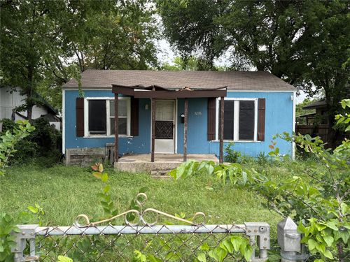 3216 N Houston Street, Fort Worth, TX, 76106 | Card Image
