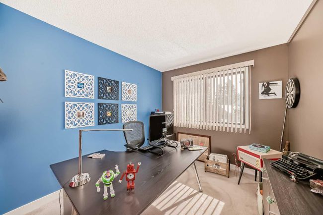 23 - 10457 19 Street Sw, Home with 3 bedrooms, 2 bathrooms and 2 parking in Calgary AB | Image 32