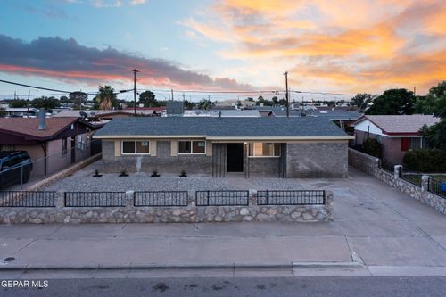 5318 Gulfport Dr, El Paso, TX, 79924-7215 | Card Image