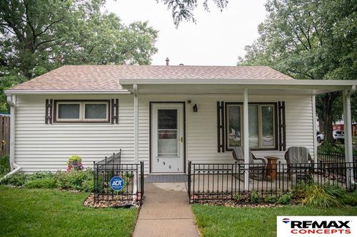 3901 Saint Paul Ave, Lincoln, NE, 68504-2478 | Card Image