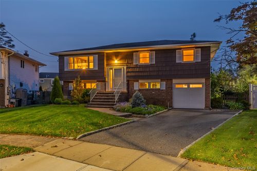 2393 Elk Ct, North Bellmore, NY, 11710-1150 | Card Image