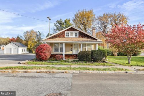 185 E Birch Ln, ROMNEY, WV, 26757-1604 | Card Image