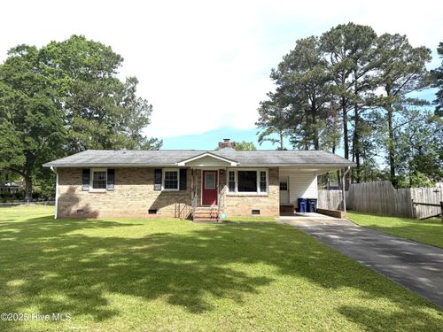 109 King Richard Ct, Jacksonville, NC, 28546-5507 | Card Image