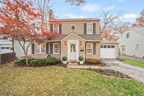 2812 W 49th Ter, Westwood, KS, 66205-1722 | Card Image