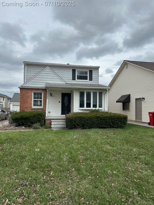 23443 Donaldson St, Clinton Twp, MI, 48035-4319 | Card Image
