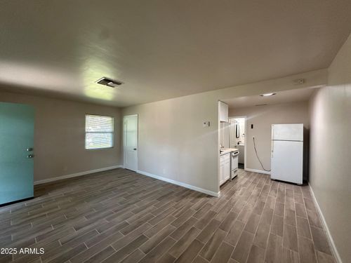 1-829 N 4th Ave, Phoenix, AZ, 85003-1358 | Card Image