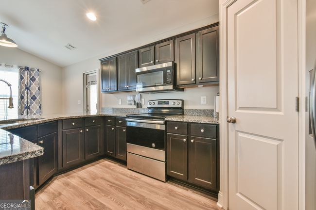54 Crest View Dr, House other with 3 bedrooms, 2 bathrooms and null parking in Carnesville GA | Image 10